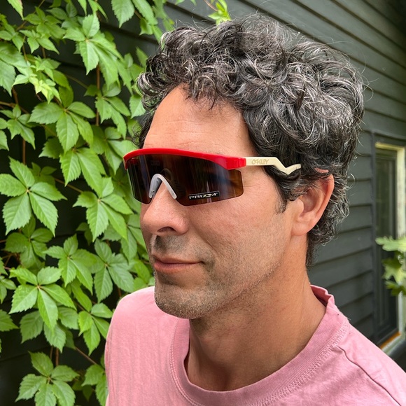 Kith X Oakley - Picture 2 of 4